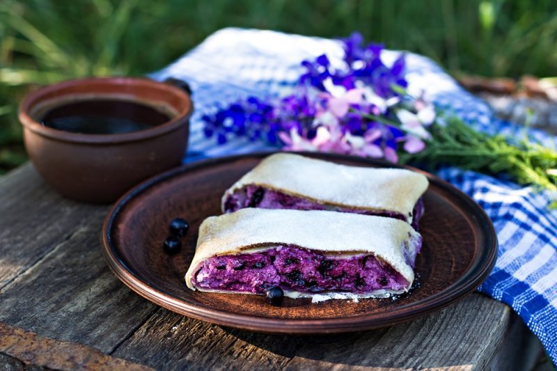 BOROVNIČEV ZAVITEK S SKUTO