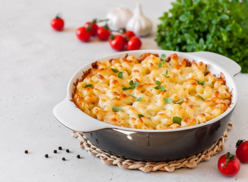 ZAPEČENI MAKARONI S SIROM